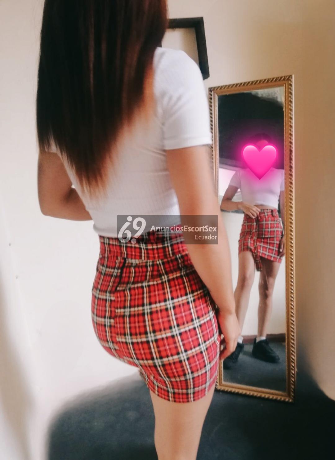 JOVENCITA CUENCANA DE CASA TRATO DE NOVIA