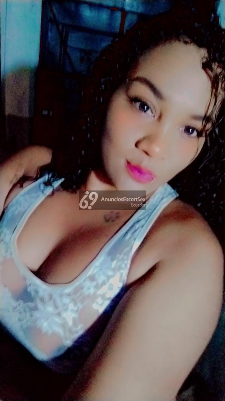 Morena sexy para complacerte