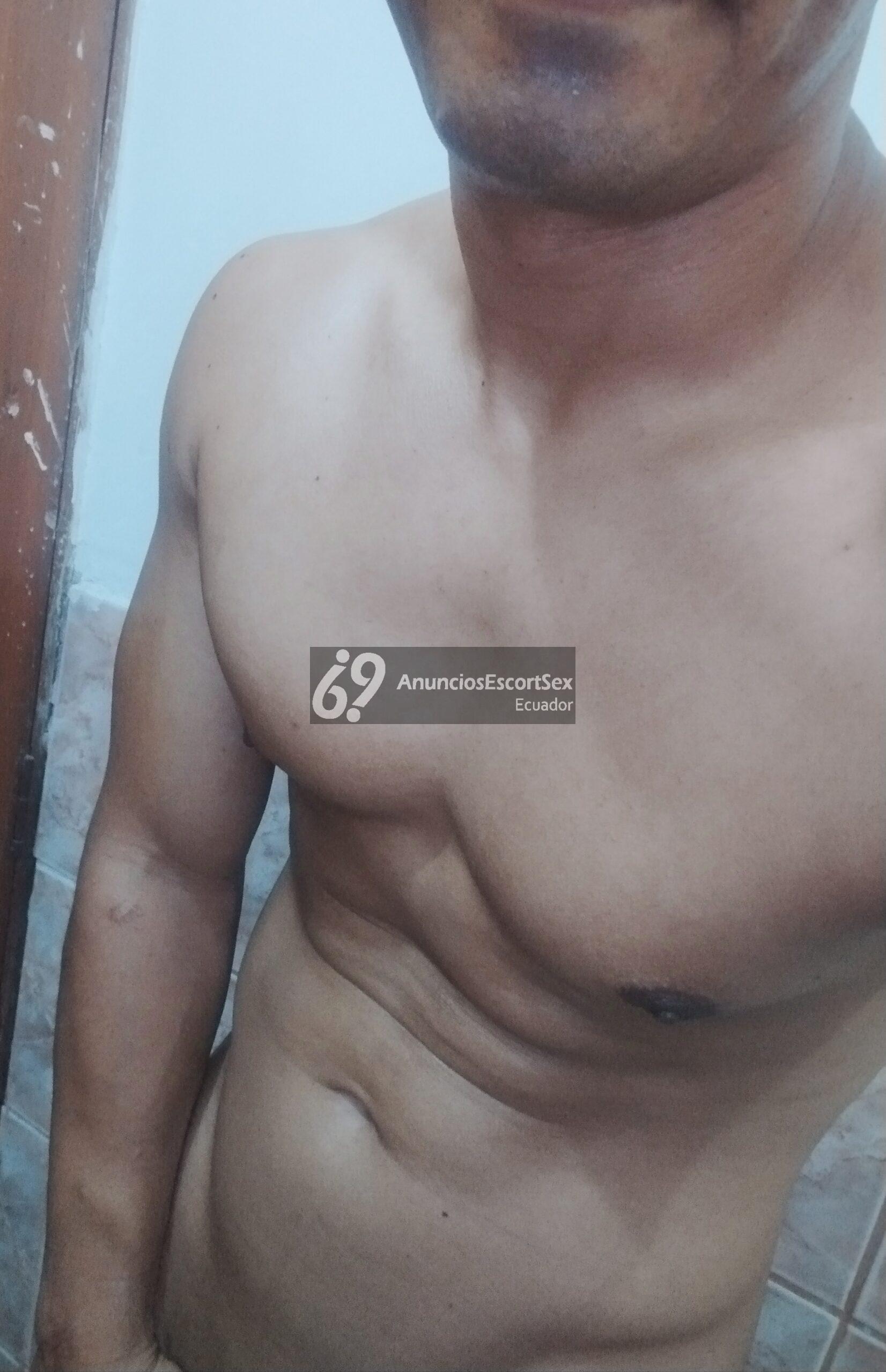 Hola soy joven universitario disponible solo para mujeres interesadas en liberar el estrés y salir de la rutina
