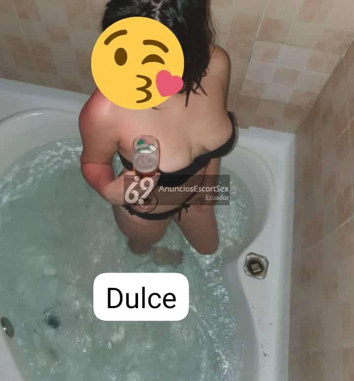 DE ESTRENO SOY DULCE UNA NENA MANABA DISPUESTA A DARTE PLACER