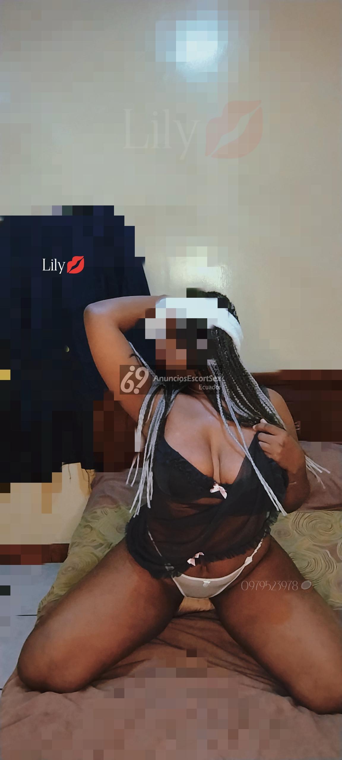 Tu Diosa de fuego ardiente quiere complacerte