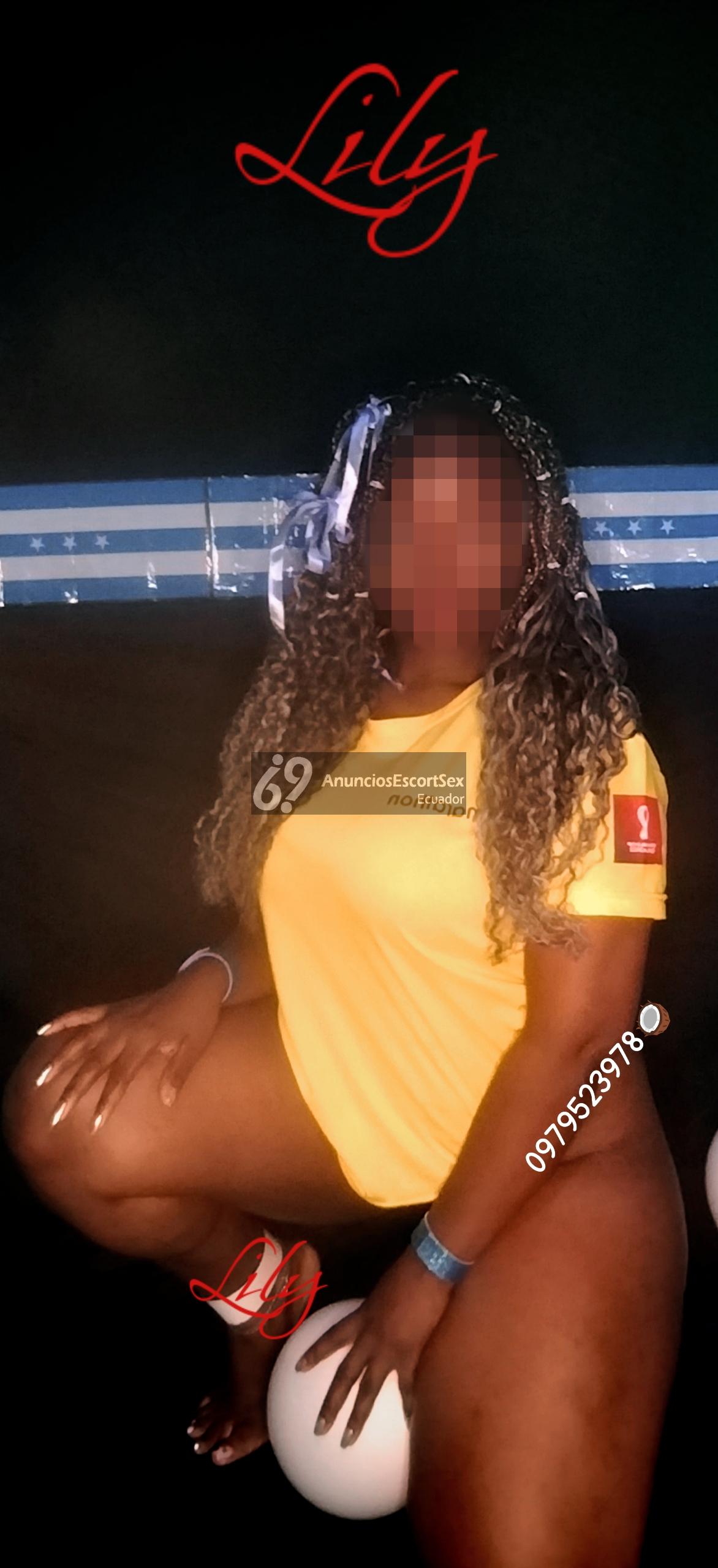 Soy Lily la Negra que buscas caballero
