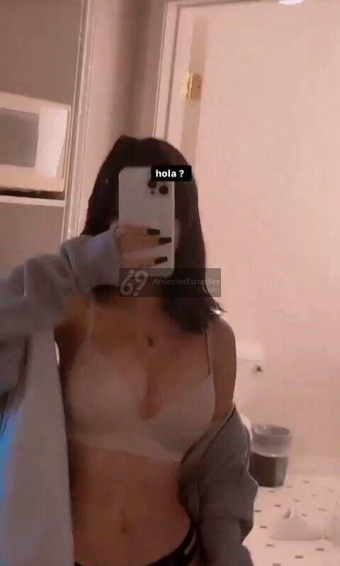 MUÑECA HERMOSA PARA COMPARTIR UN DELICIOSO RATO DE INTIMIDAD Y PLACER