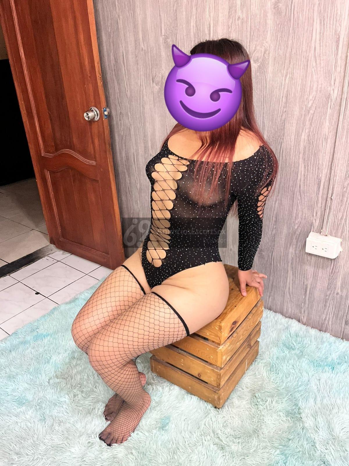 Camila 3 platos vagina estrechita 💦🍑
