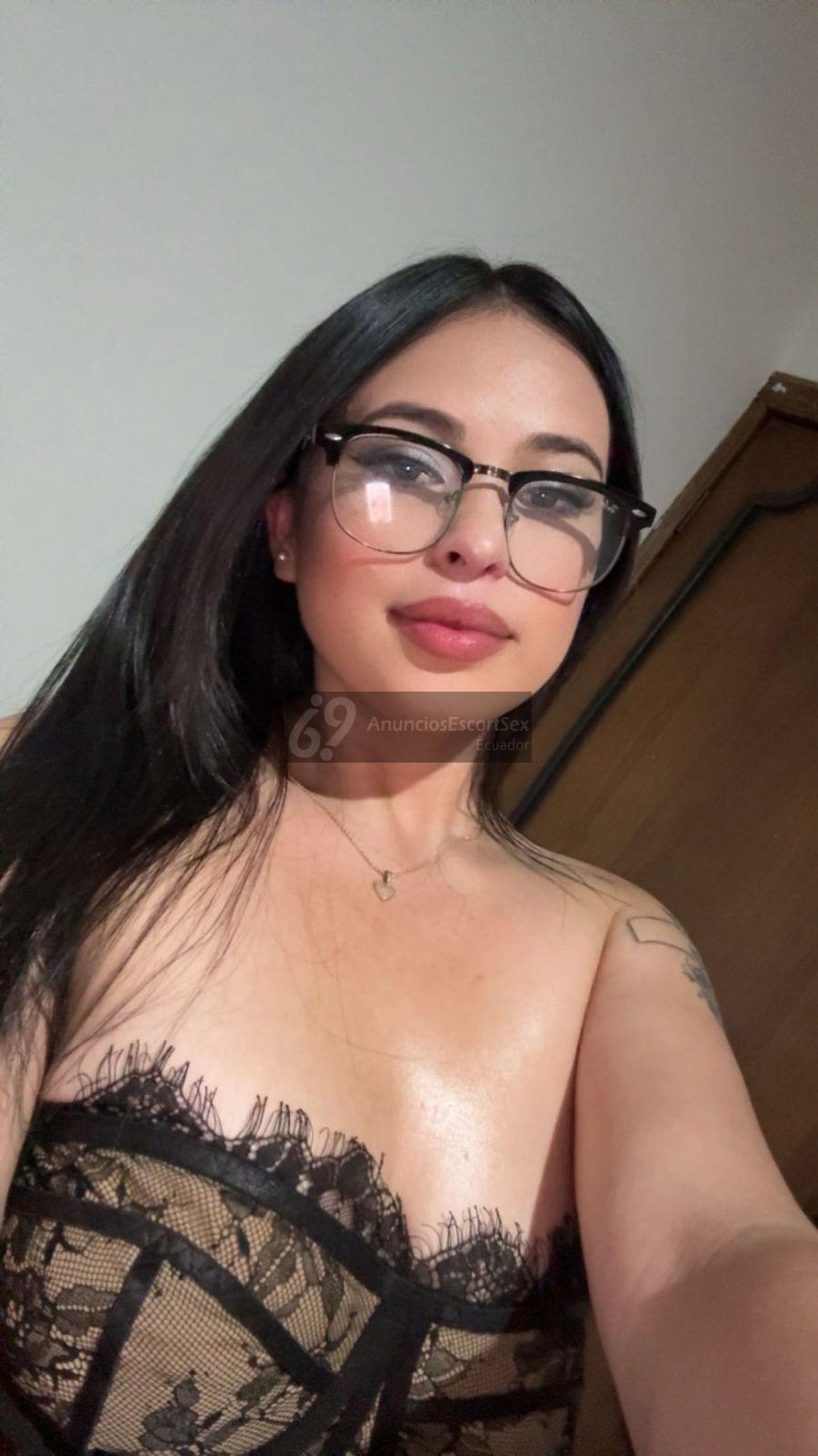 Danna escort colombiana guapa y sexy en Quito