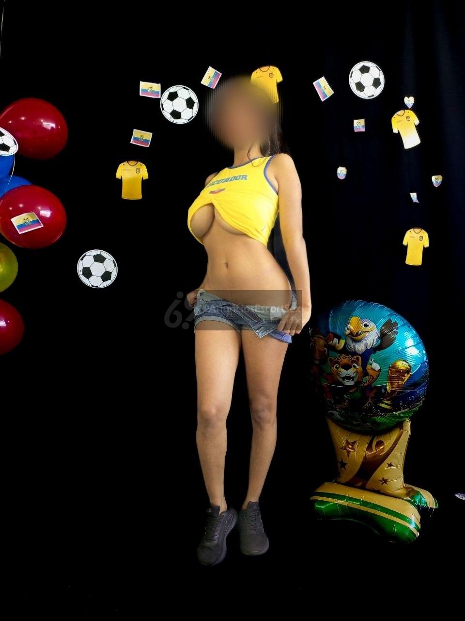 SHANII PREPAGO ARDIENTE MORENA TETONA CON CURVAS DE ENSUEÑO